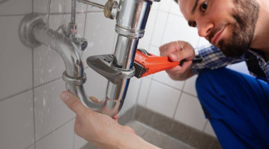 Local tankless water heater installation in Newman Grove, NE